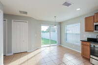 12811 Geneva Glade Dr in Riverview, FL - Foto de edificio - Building Photo