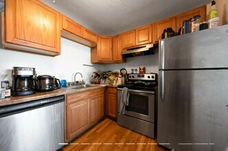 265 Summer St, Unit 7 in Somerville, MA - Building Photo - Building Photo
