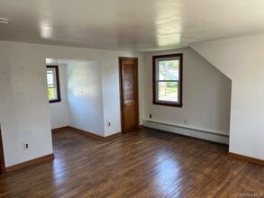 63 I U Willets Rd in Albertson, NY - Building Photo - Building Photo