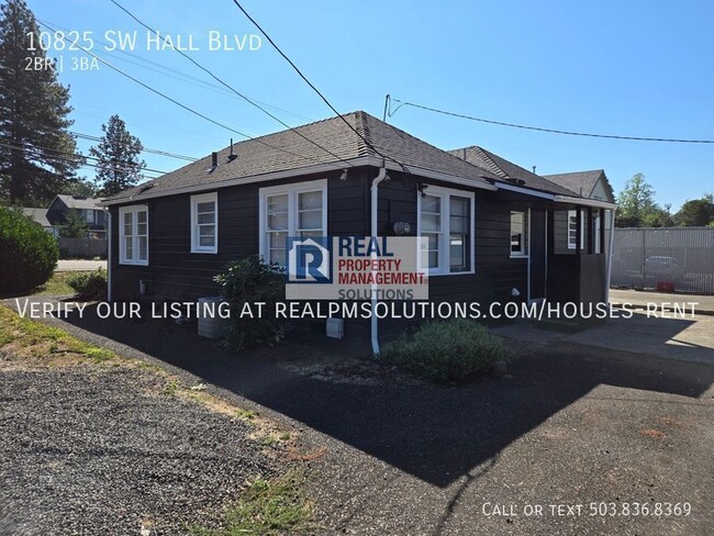 10825 SW Hall Blvd in Tigard, OR - Foto de edificio - Building Photo