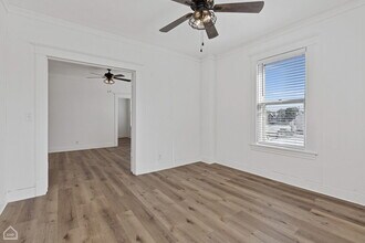 107 1/2 Dean St in Woodstock, IL - Building Photo - Building Photo