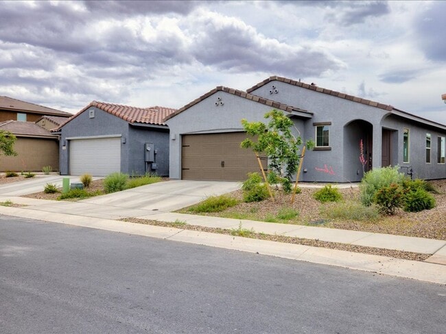6800 E Via Del Cantillo in Tucson, AZ - Building Photo - Building Photo