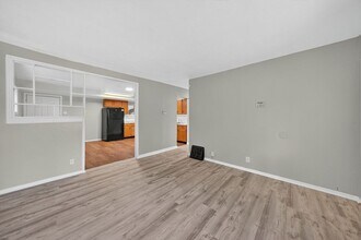 138 Grampian Rd in St. Louis, MO - Building Photo - Building Photo