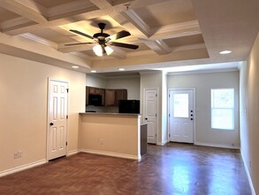 16807 Dancing Ava in Selma, TX - Building Photo - Building Photo