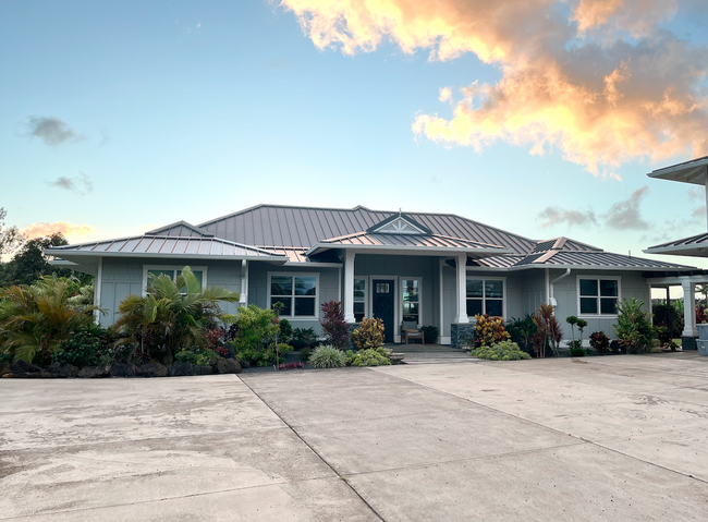 1400 W Kuiaha Rd