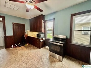 206 Main St in Stockertown, PA - Building Photo - Building Photo