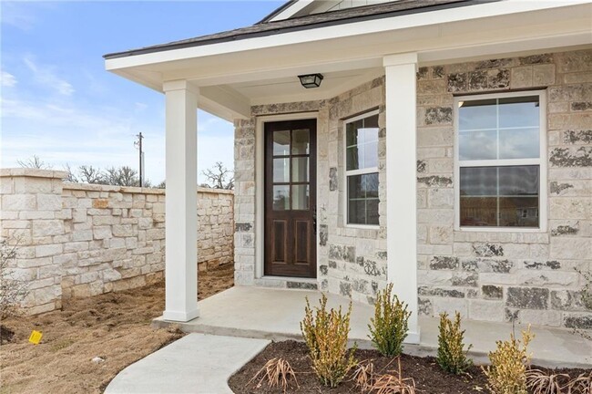 432 Winding Hollow Ln in Georgetown, TX - Foto de edificio - Building Photo