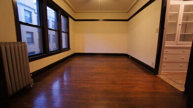 2418-2428 N Sawyer Ave in Chicago, IL - Building Photo - Building Photo