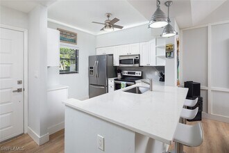 1865 Courtyard Way in Naples, FL - Building Photo - Building Photo