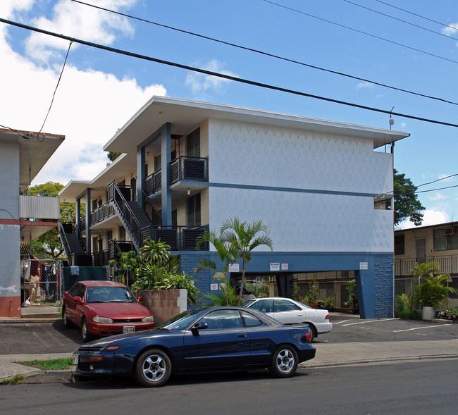 94-119 Pupupuhi St in Waipahu, HI - Foto de edificio - Building Photo