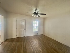 5311 Avenue O in Galveston, TX - Building Photo - Building Photo