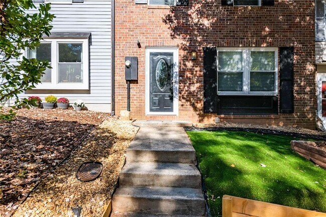 859 Regal Path Ln in Decatur, GA - Building Photo - Building Photo
