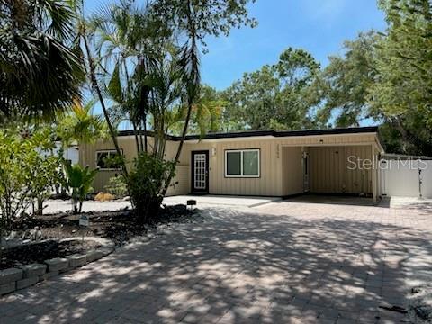 2559 E Paulstan Ct in Sarasota, FL - Building Photo - Building Photo