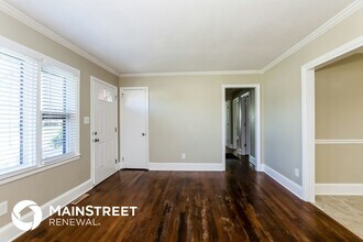 3955 Tillman Rd in Charlotte, NC - Foto de edificio - Building Photo