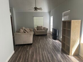4322 Palmer Plantation Dr in Missouri City, TX - Building Photo - Building Photo
