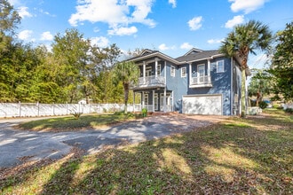 3289 Cabot Cove Dr in Navarre, FL - Building Photo - Building Photo