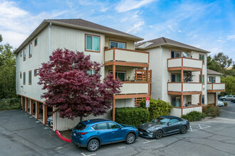 Heritage Grove Apartments in El Sobrante, CA - Building Photo - Building Photo