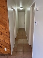 901 W Crestview St in Corona, CA - Building Photo - Building Photo