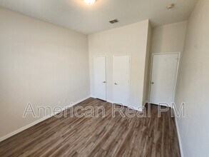2932 Oakshire St in Denton, TX - Building Photo - Building Photo