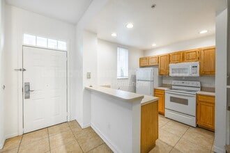 4021 Venetian Bay Dr in Kissimmee, FL - Building Photo - Building Photo