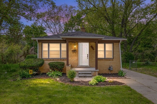 property at 16895 Lenore Ave