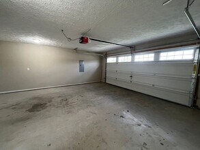 2050 Jonathan Dr in Baneberry, TN - Building Photo - Building Photo