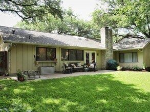 9000 Currywood Dr in Austin, TX - Building Photo - Building Photo