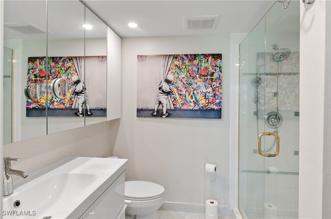 property at 9 High Point Cir N