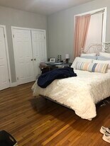 918 Beacon St, Unit 5 in Boston, MA - Building Photo
