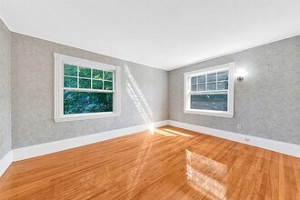 112 Church St in Winchester, MA - Foto de edificio - Building Photo