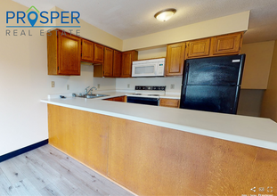 3312 Garner St in Eau Claire, WI - Building Photo - Building Photo
