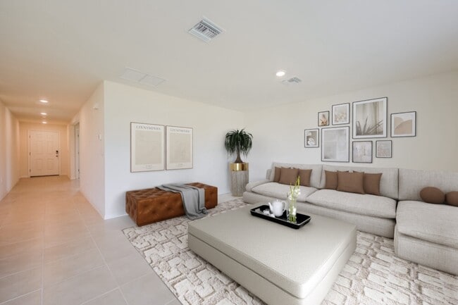 3016 67th St W in Lehigh Acres, FL - Building Photo - Building Photo