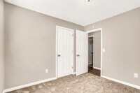 111 Brookside Ct photo'