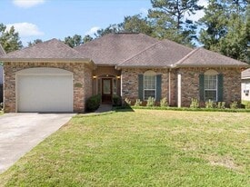 68 Trace Loop in Mandeville, LA - Building Photo