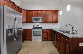 130 Brightwood Dr in Lafayette, LA - Building Photo - Building Photo