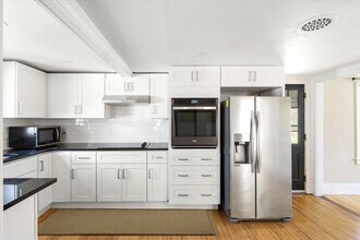 85 Park St in North Reading, MA - Building Photo - Building Photo