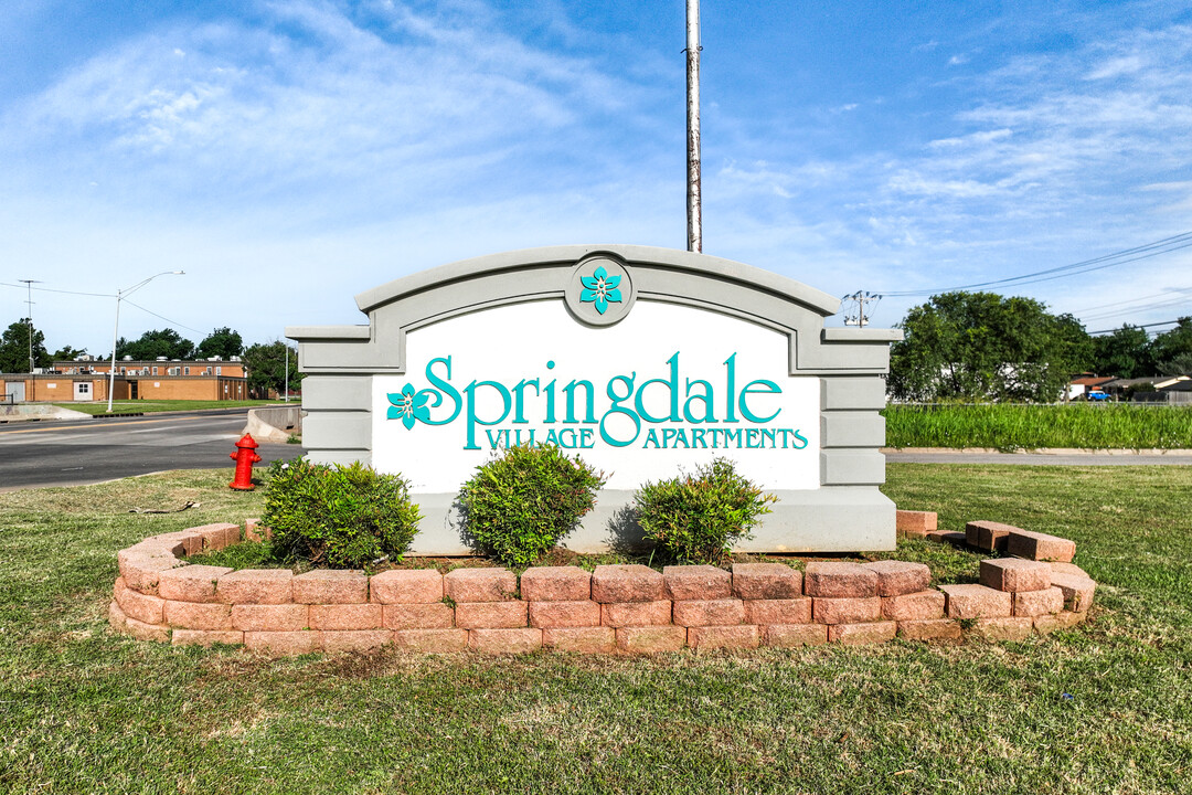 Springdale Village in Oklahoma City, OK - Building Photo