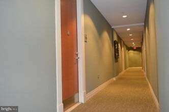 811 4th St NW in Washington, DC - Building Photo - Building Photo