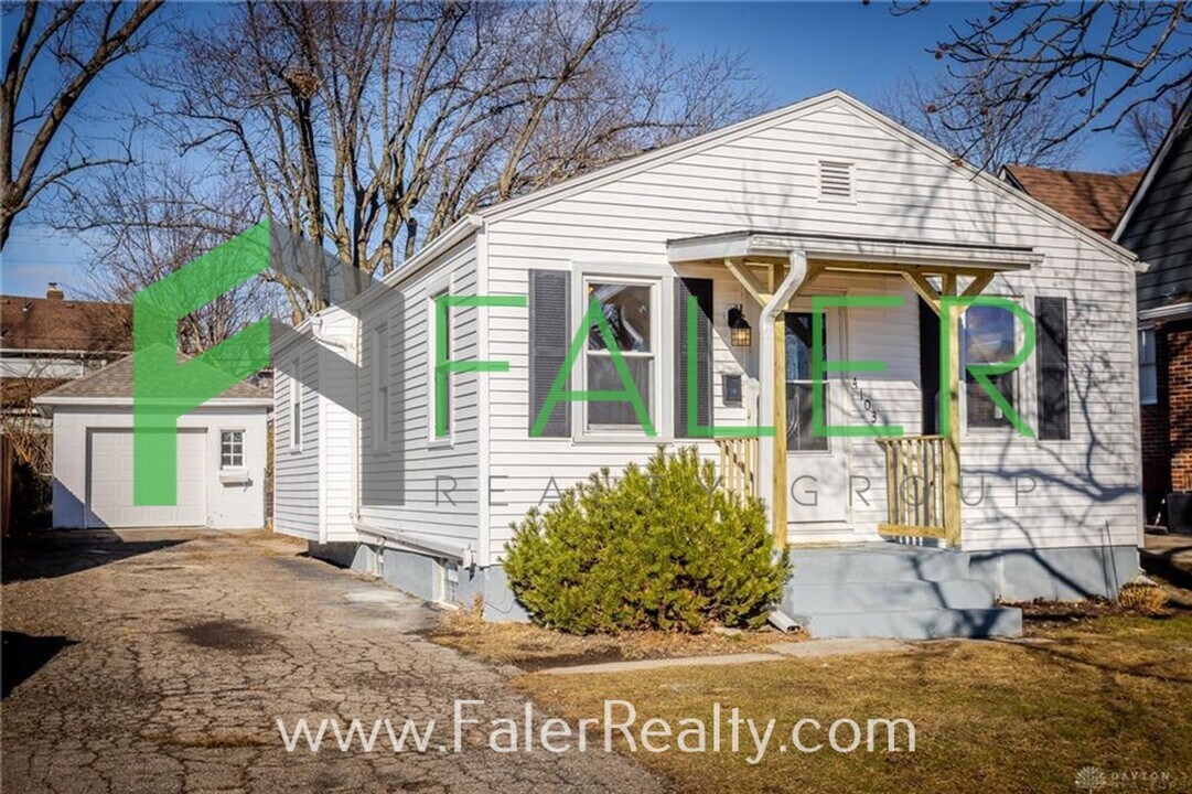 4103 Cleveland Ave in Dayton, OH - Building Photo