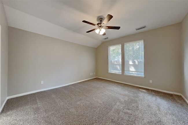 property at 4926 Linden Pl