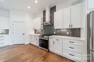 1401 Kennon St in Charlotte, NC - Building Photo - Building Photo