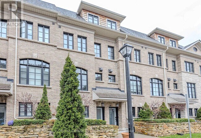 5 Salvador Allende Ct in Toronto, ON - Building Photo - Building Photo