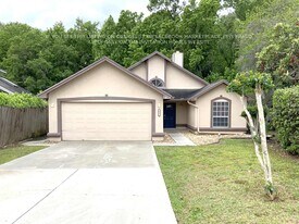 577 Remington Oak Dr in Lake Mary, FL - Building Photo