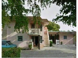 1121-1141 W 35 Pl in Hialeah, FL - Foto de edificio