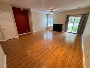 6020 Winterpointe Ln in Raleigh, NC - Building Photo - Building Photo