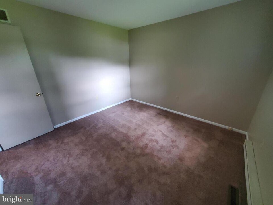 570 Guldin Rd in Blandon, PA - Building Photo
