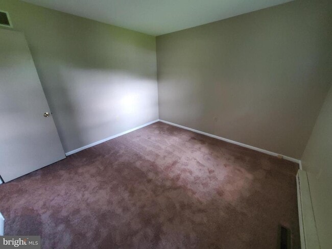 property at 570 Guldin Rd