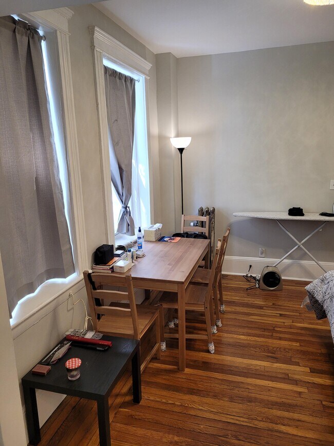 67 Park Dr, Unit 3 in Boston, MA - Building Photo - Building Photo