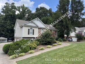 7325 Franklin Rd in Lewisville, NC - Building Photo - Building Photo