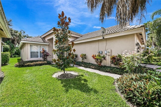 1346 Triandra Ln in Naples, FL - Building Photo - Building Photo